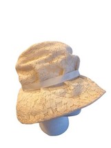 1960&#39;s Vintage Off White Lace Easter Bonnet with Ribbon - £16.66 GBP