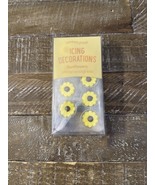 Sweetshop Icing Decorations Sunflowers - $923.11 MXN