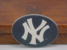 New MLB Siskiyou New York Yankees Belt Buckle - $16.82