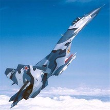 1/144 PLASTIC D-4 MODEL SU-30 TWO SEAT FLANKER FIGHTER - $15.84
