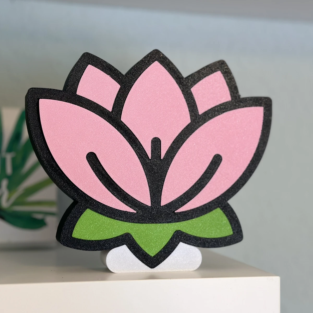 Elegant Lotus Flower Sculpture – Perfect for Flower Lovers, Home &amp; Offic... - $28.00