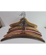 22 Vintage Wooden Assorted Clothing Clothes Hangers Closet Organization - $347.69 MXN