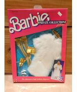 Barbie Private Collection Fashion White  Faux Fur Coat 4509 &amp; Accessories - $725.27 MXN
