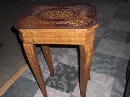 VINTAGE ITALIAN WOOD MARQUTRY SMALL TABLE W/MUSIC BOX storage 17 &quot; TALL - $47.52