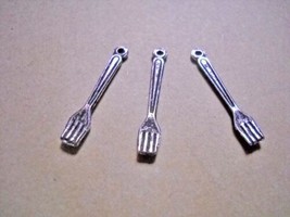 4 Fork Charms Antiqued Silver Cooking Pendants Chef Miniatures - £1.36 GBP