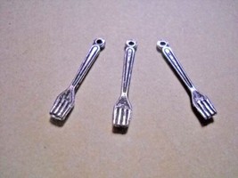 4 Fork Charms Antiqued Silver Cooking Pendants Chef Miniatures - £1.30 GBP