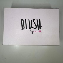 Blush by rue21 Gift Set Lip Gloss Soap Candle Pouf New Sealed Beauty Box - $19.95