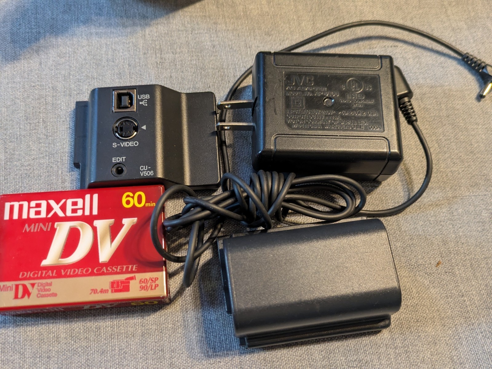 JVC GR-DVM75u Camcorder MiniDV Digital 200X Zoom Video Tansfer Working Item image 9