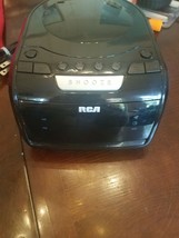 RCA AM/FM CD Clock Radio Rare Vintage collectible used in excellent shape - £111.54 GBP