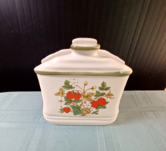 Vintage Ceramic Strawberry Napkin Holder - Japan Stoneware - €6,01 EUR
