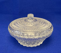 Vintage Anchor Hocking Wexford berry bowl with lid candy or trinket dish - £6.37 GBP