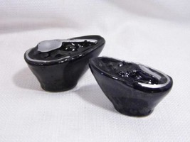 vintage COAL BUCKETS &amp; Shovels ~ collectible ceramic salt &amp; pepper SHAKER set - £7.23 GBP