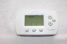 Honeywell TH6110D1005 1331 Thermostat feb23 #C4 - $31.68