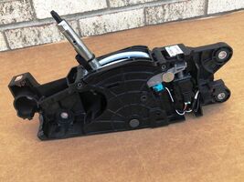 OEM 2016-2018 Cadillac CT6 Automatic Transmission Gear Shifter Assembly ... - $31.68