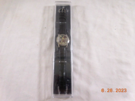 Disney Parks Nib Mickey Mouse 1928 Limited Release Mens Watch New Retro - $19.80