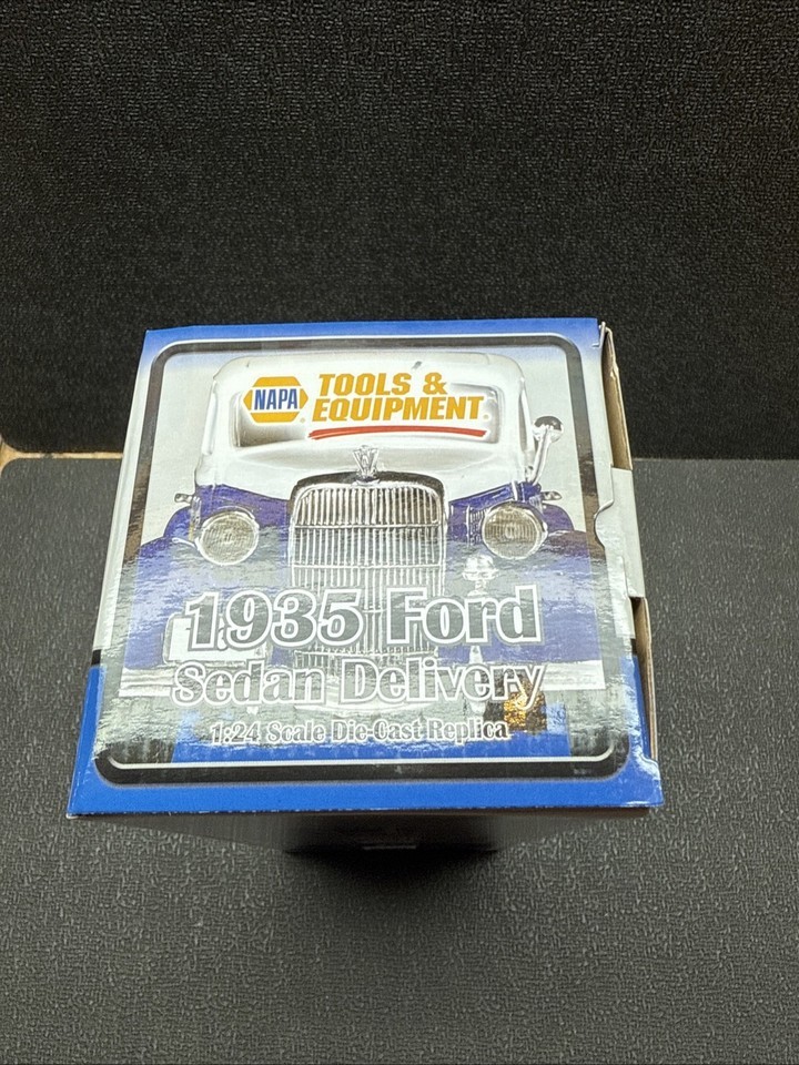 NAPA 1935 Ford Sedan Delivery Van  Auto Parts Delivery 1:24 Scale Diecast Item image 3