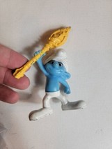 Peyo 2011 Clumsy Smurf With Gargamel&#39;s Dragon Wand Collectible Figure Figurine - £7.74 GBP