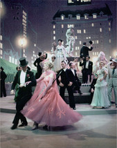 Thw Barklay&#39;s of Broadway 8x10 photo Ginger Rogers Fred Astaire dance number - £7.44 GBP