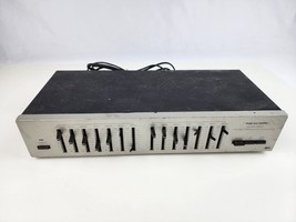 Vintage Realistic 31-1989 Seven 7 Band Graphic Equalizer EQ Untested powers on - £19.77 GBP
