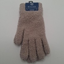 Winter Essentials Women&#39;s Cozy Gloves, One Size, Tan - $184.69 MXN