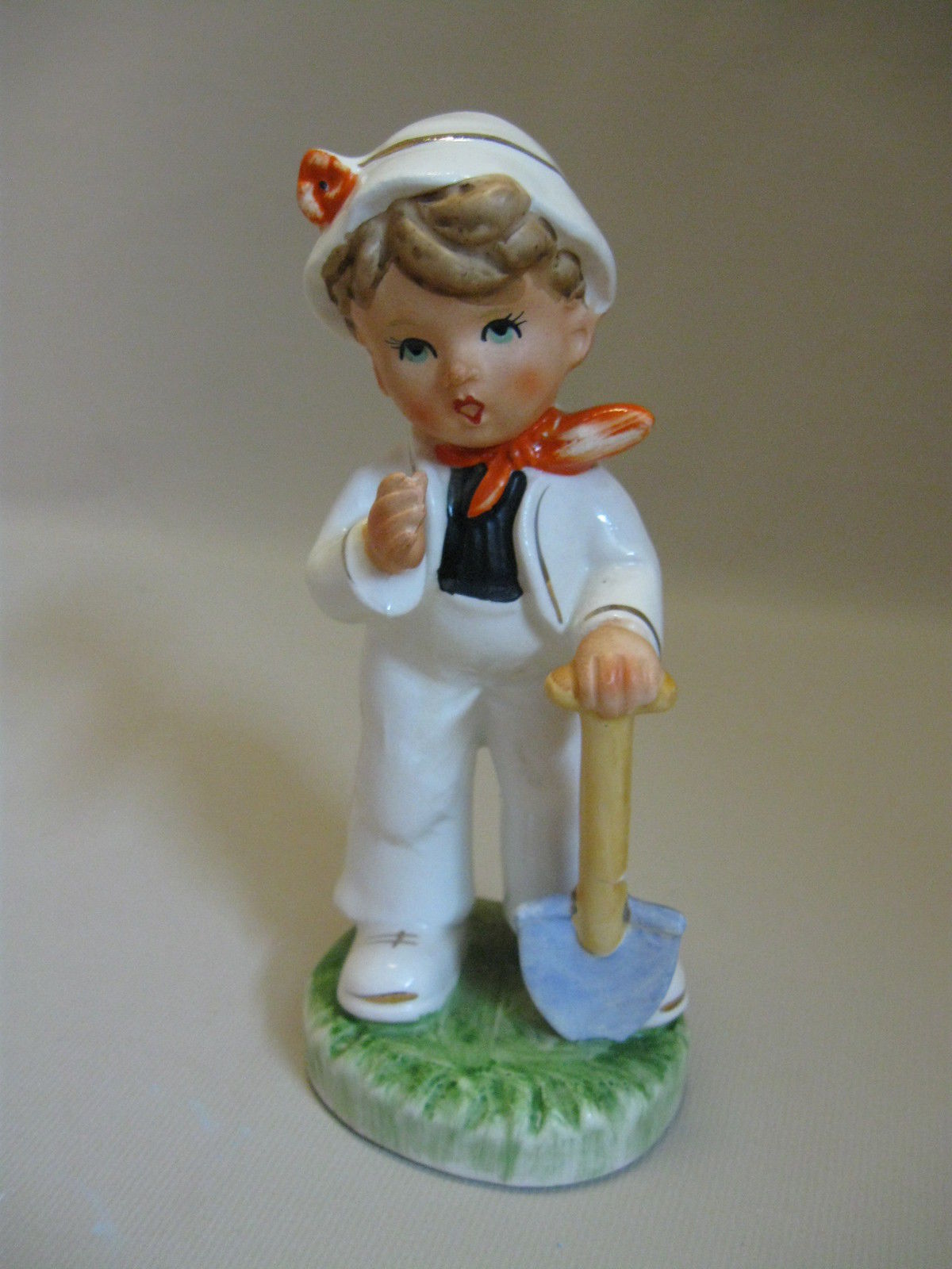 Vintage Ceramic Fgiruine Boy Hummel Look A Like Boy Holding Shovel Back Stamp Fo - £7.95 GBP