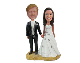 Custom Bobblehead Lovely Couple In Their Wedding Attire Holding Each Others Hand - £116.27 GBP
