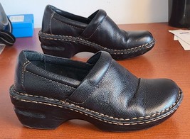 b.o.c. clogs size 7M Shoes women&#39;s black pebbled leather Slip-On - $13.77