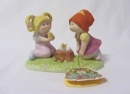 1984 Cabbage Patch Kids Playing With Baby Chicks Porcelain Figurine Signed - $7.69