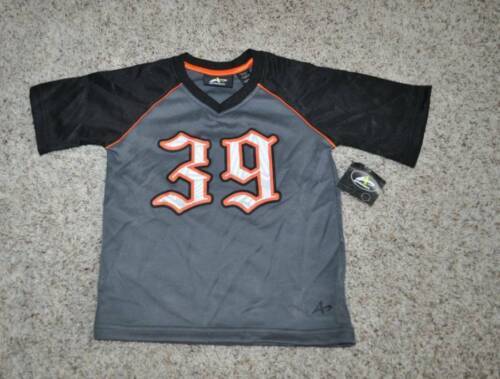 Boys Shirt Short Sleeve Athletech Sports #39 Gray V-neck Athletic Tee-size 4/5