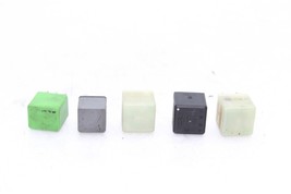 86-93 MERCEDES-BENZ W124 300E Control Relay Fuses X5 F4021 image 10