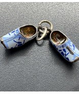 Vintage Sterling Silver Enamel Delft Blue Dutch Clogs Holland Wooden Sho... - $20.04 CAD