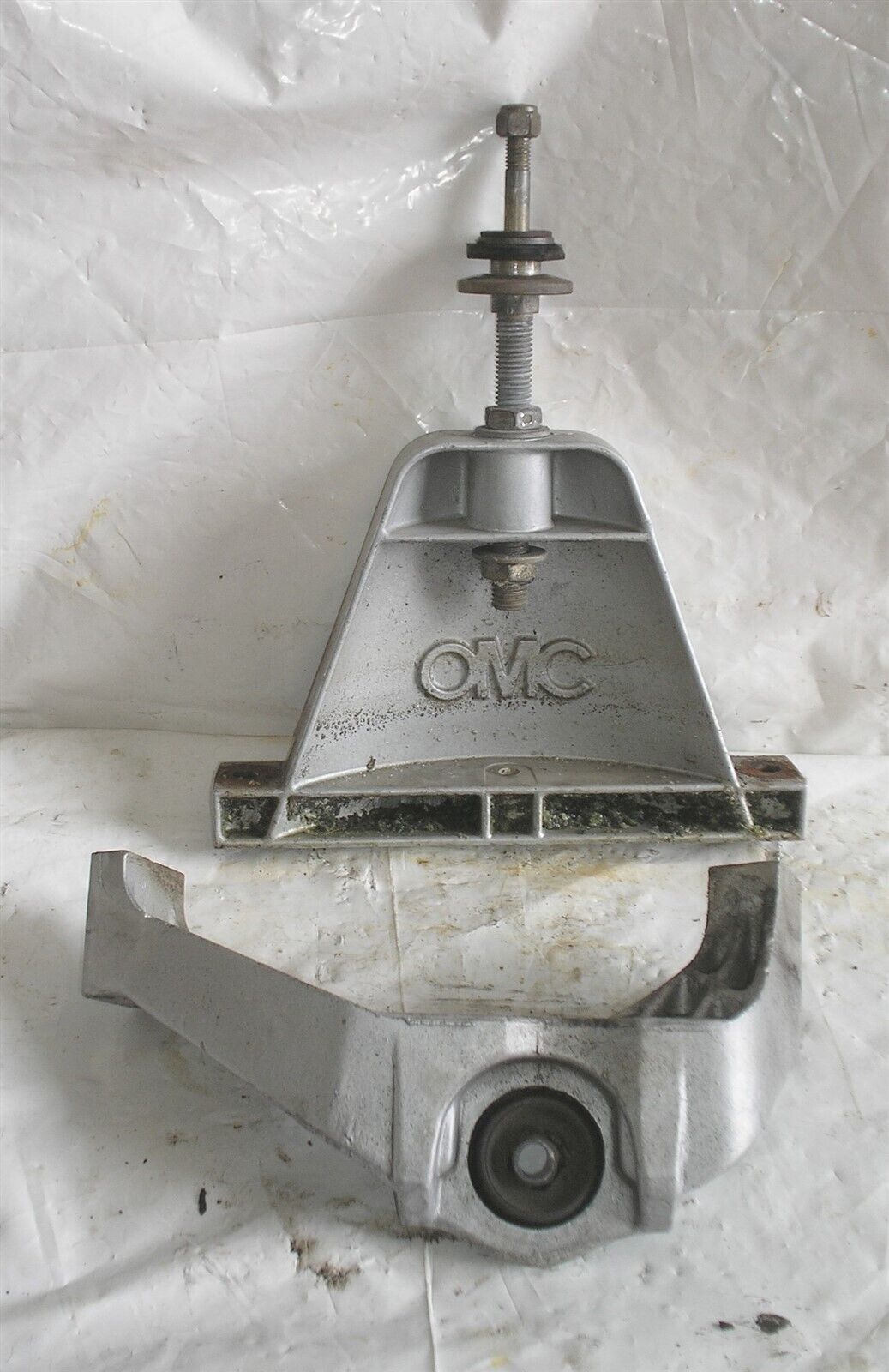 1986 Caribbean 19&#39; Boat w 140 HP OMC 3.0L Front Motor Mount - $53.99