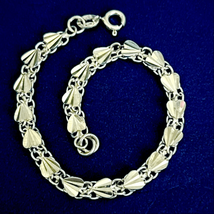AZH Lovely Vintage Sterling 925 Silver Heart Bracelet - £47.62 GBP
