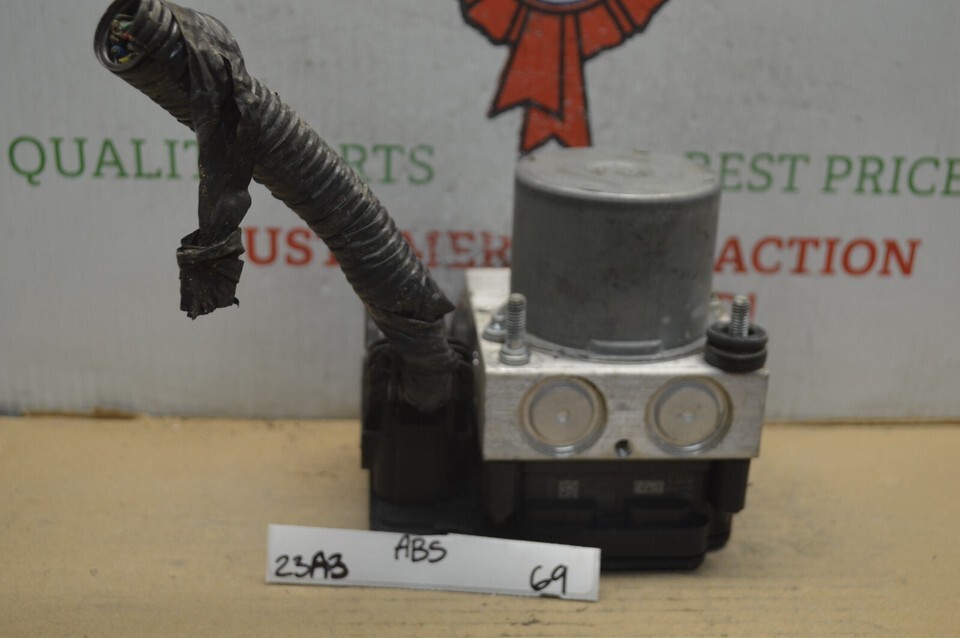 2018-2020 Toyota Camry 2.5L AT  ABS Pump Control 4454006290 Module 69-23A3 - $30.37