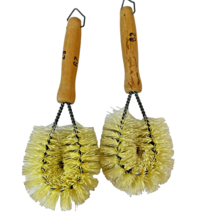 2 Vintage Plastic Wire Vegetable Brush with Wood Handle - £12.04 GBP