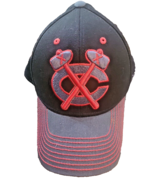 Black Hawks Chicago Reebook Cap Center Ice Collection Logo S/M Hockey - $16.87 CAD