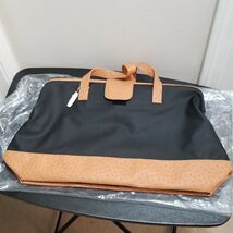 New Elizabeth Arden Exclusive Vegan Ostrich Overnight Travel Bag - $42.04