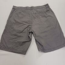 Columbia XM4598 Men's Gray Cotton Flat Front Shorts Size 34 (34W×10L) image 2