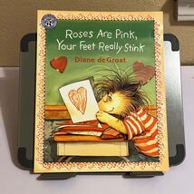 Roses Are Pink, Your Feet Really Stink - $65.32 MXN