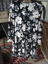 NWT Old Navy Black Floral Dress Small - $20.16