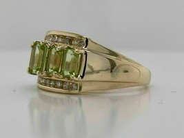 2Ct Emerald Cut Peridot Exclusive Engagement Ring 14K Yellow Gold Finish - £134.28 GBP