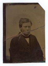 CIRCA 1860&#39;S 1/6 Plate 2.5X3.5 in TINTYPE Handsome Young Man Wearing Suit &amp; Tie - £7.41 GBP