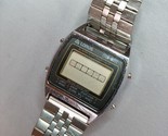 Lorus Digital Alarm Chronograph Watch 1980s Y770-5250 - $24.70