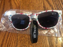 Adore Me Sunglasses Red Green Blue Floral Accent Pattern New With Tag - $156.10 MXN