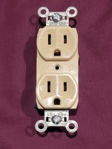 Pass &amp; Seymour “legrand” IVORY 15 Amp Outlet 125V CRB5262-ICC12 New With... - £4.25 GBP