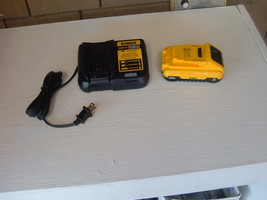 Dewalt 20v max 3ah battery DCB230 &amp; 12v/20v li-ion charger DCB113. New from kit. - £46.83 GBP