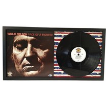 Willie Nelson Signed Vinyl Face of the Fighter Album Framed Beckett Auth Auto - £525.23 GBP