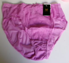 1 Wacoal Retro Chic Hi Cut Brief Size Large First Bloom (572)  Style 841186 - $24.70