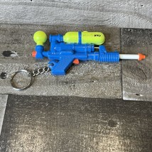 SUPER SOAKER 100 Mini Squirt Gun Keychain Shoots Tested Working - £9.32 GBP