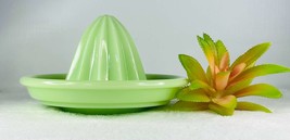 Jadeite Uranium Glass Juicer/Reamer, Kitchen Ware ~ In Good Condition - £86.20 GBP